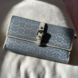Baby blue coach wallet